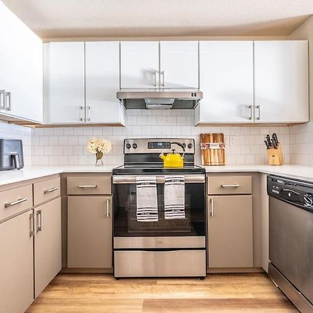 Modern And Spacious Apartment- Gym, Wifi, Free Parking Seattle Exterior foto